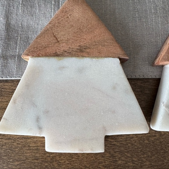 White and Brown Holiday Decor Minimalist Christmas Tree Ornaments. Set o… - Picture 4 of 8